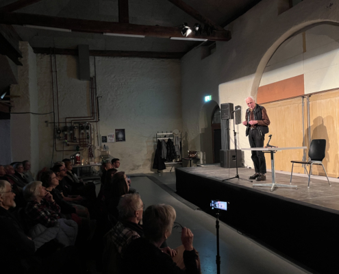 20251219_173840333_iOS